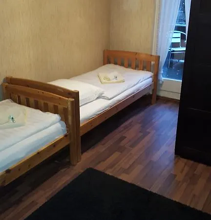 Jeli Hostel *